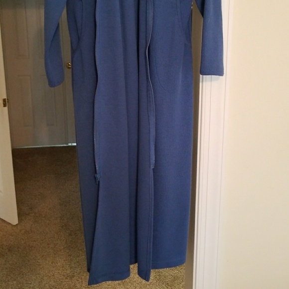 Sweater - Picture 3 of 3